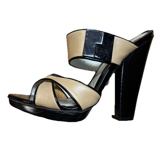 L.A.M.B. Women 8 Heels Gwen Stefani Camel Tan Black Patent Leather Chunky Mules - Picture 6 of 7